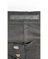 La garantie Once Again : 572263 vêtements d'occasion de marque en état irréprochable.