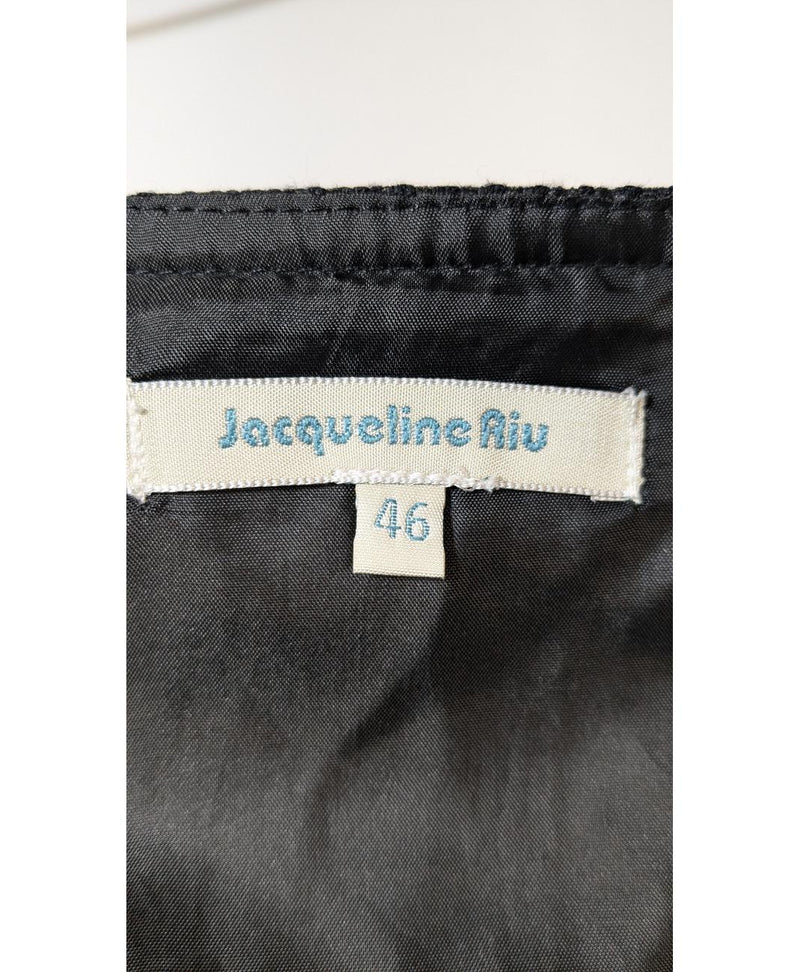 Expérience d'achat simple et satisfaisante pour cette fripe 572345 de qualité, offert par Once Again.