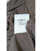 572360 Once Again, la référence de la friperie en ligne pour des achats de vêtements d'occasion sans souci et en état parfait.