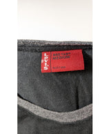 La garantie Once Again : 572511 vêtements d'occasion de marque en état irréprochable.