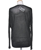 La garantie Once Again : 572545 vêtements d'occasion de marque en état irréprochable.