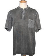 Le choix intelligent pour la mode durable, cette pièce 572610 Once Again allie parfait état et prix abordable.