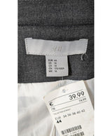 Shopping simplifié avec Once Again pour 572848 : trouvez des pièces uniques en très bon état en quelques clics.