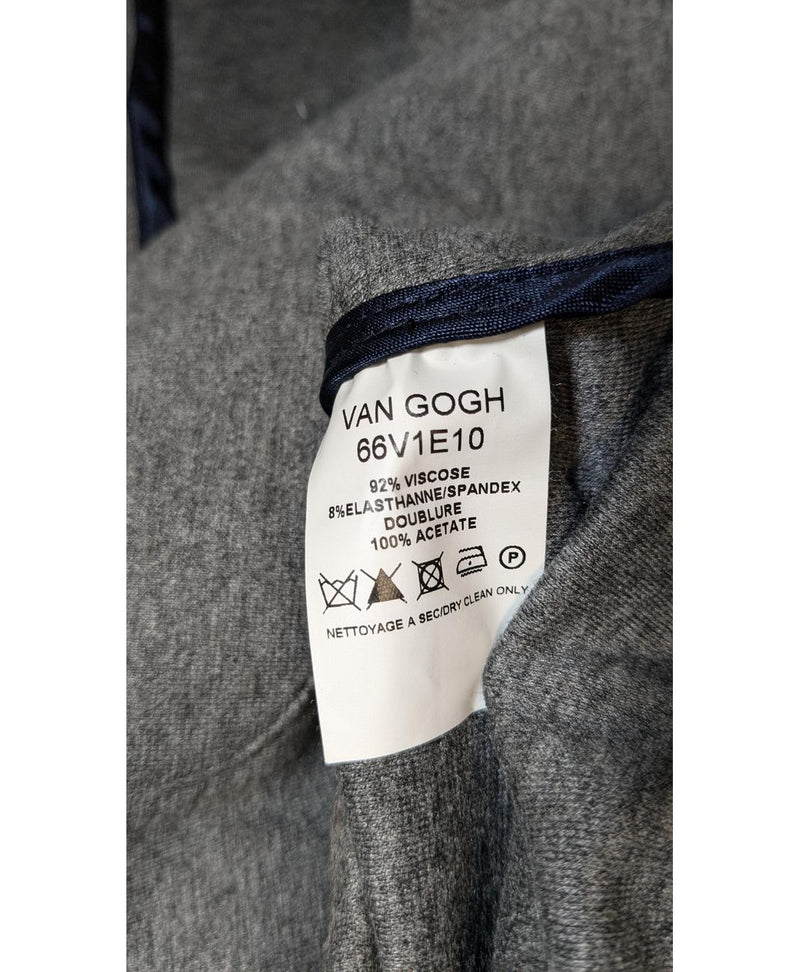 Élégance responsable avec cette pièce vintage 572877 en parfait état, sélectionnée par Once Again.