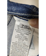 La garantie Once Again : 572935 vêtements d'occasion de marque en état irréprochable.