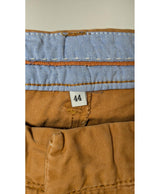 La garantie Once Again : 572978 vêtements d'occasion de marque en état irréprochable.