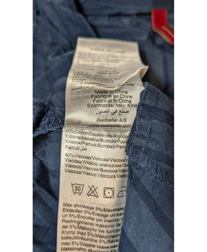 Le choix intelligent pour la mode durable, cette pièce 573005 Once Again allie parfait état et prix abordable.