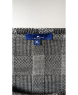 Expérience d'achat simple et satisfaisante pour cette fripe 573135 de qualité, offert par Once Again.