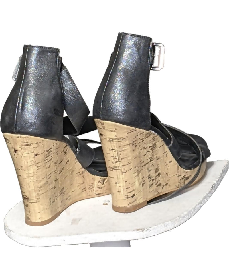 573587 - Vêtement d'occasion certifié par Once Again, qualité et durabilité à prix accessible.