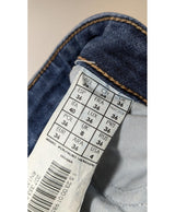 Expérience d'achat simple et satisfaisante pour cette fripe 573747 de qualité, offert par Once Again.