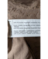 573895 Once Again, la référence de la friperie en ligne pour des achats de vêtements d'occasion sans souci et en état parfait.