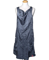 La garantie Once Again : 574169 vêtements d'occasion de marque en état irréprochable.