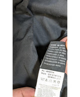 La garantie Once Again : 574307 vêtements d'occasion de marque en état irréprochable.