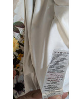 574341 Once Again, la référence de la friperie en ligne pour des achats de vêtements d'occasion sans souci et en état parfait.