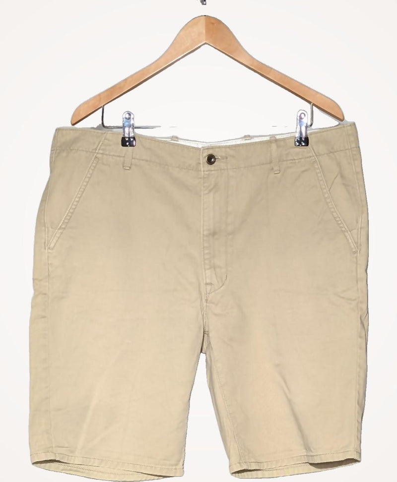 Shopping simplifié avec Once Again pour 574452 : trouvez des pièces uniques en très bon état en quelques clics.