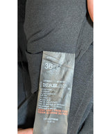 Le choix intelligent pour la mode durable, cette pièce 574841 Once Again allie parfait état et prix abordable.
