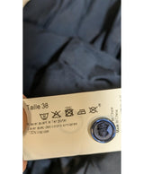 Expérience d'achat simple et satisfaisante pour cette fripe 574843 de qualité, offert par Once Again.
