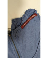 La garantie Once Again : 574954 vêtements d'occasion de marque en état irréprochable.