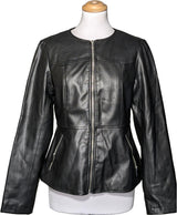 Le choix intelligent pour la mode durable, cette pièce 575105 Once Again allie parfait état et prix abordable.