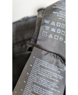 Expérience d'achat simple et satisfaisante pour cette fripe 575107 de qualité, offert par Once Again.