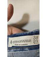 Expérience d'achat simple et satisfaisante pour cette fripe 575504 de qualité, offert par Once Again.