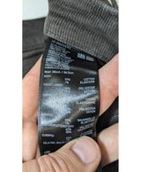 575537 Once Again, la référence de la friperie en ligne pour des achats de vêtements d'occasion sans souci et en état parfait.