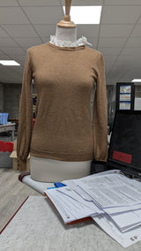 575617 Once Again, la référence de la friperie en ligne pour des achats de vêtements d'occasion sans souci et en état parfait.
