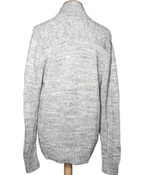 La garantie Once Again : 575672 vêtements d'occasion de marque en état irréprochable.