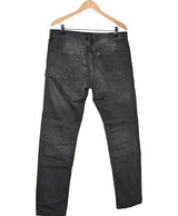 La garantie Once Again : 575674 vêtements d'occasion de marque en état irréprochable.