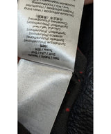 575700 Once Again, la référence de la friperie en ligne pour des achats de vêtements d'occasion sans souci et en état parfait.