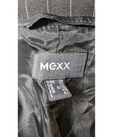 Le choix intelligent pour la mode durable, cette pièce 575794 Once Again allie parfait état et prix abordable.