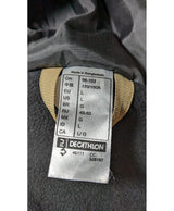 La garantie Once Again : 575834 vêtements d'occasion de marque en état irréprochable.