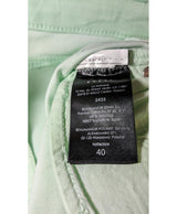 La garantie Once Again : 575948 vêtements d'occasion de marque en état irréprochable.