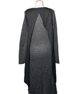 576251 Once Again, la référence de la friperie en ligne pour des achats de vêtements d'occasion sans souci et en état parfait.