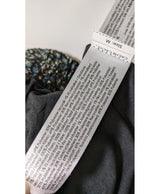 Expérience d'achat simple et satisfaisante pour cette fripe 576672 de qualité, offert par Once Again.