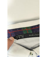 577122 Once Again, la référence de la friperie en ligne pour des achats de vêtements d'occasion sans souci et en état parfait.