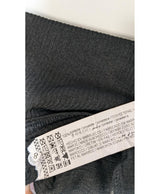 577123 Once Again, la référence de la friperie en ligne pour des achats de vêtements d'occasion sans souci et en état parfait.
