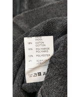 Expérience d'achat simple et satisfaisante pour cette fripe 577330 de qualité, offert par Once Again.