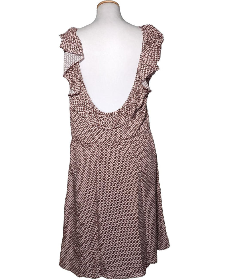 577679 Once Again, la référence de la friperie en ligne pour des achats de vêtements d'occasion sans souci et en état parfait.