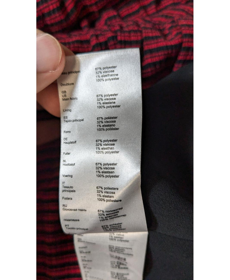 Élégance responsable avec cette pièce vintage 577755 en parfait état, sélectionnée par Once Again.