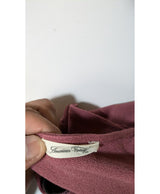 Élégance responsable avec cette pièce vintage 577848 en parfait état, sélectionnée par Once Again.