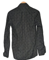 Expérience d'achat simple et satisfaisante pour cette fripe 577982 de qualité, offert par Once Again.