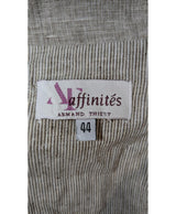 Expérience d'achat simple et satisfaisante pour cette fripe 578527 de qualité, offert par Once Again.