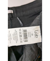 Expérience d'achat simple et satisfaisante pour cette fripe 578630 de qualité, offert par Once Again.