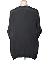 Expérience d'achat simple et satisfaisante pour cette fripe 578649 de qualité, offert par Once Again.
