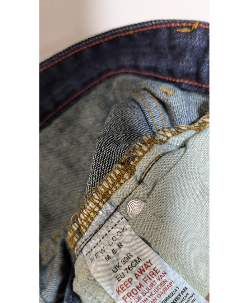 Élégance responsable avec cette pièce vintage 578929 en parfait état, sélectionnée par Once Again.