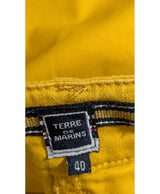 La garantie Once Again : 578957 vêtements d'occasion de marque en état irréprochable.