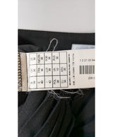 579034 Once Again, la référence de la friperie en ligne pour des achats de vêtements d'occasion sans souci et en état parfait.