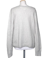 La garantie Once Again : 579050 vêtements d'occasion de marque en état irréprochable.
