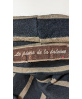 Élégance responsable avec cette pièce vintage 579074 en parfait état, sélectionnée par Once Again.